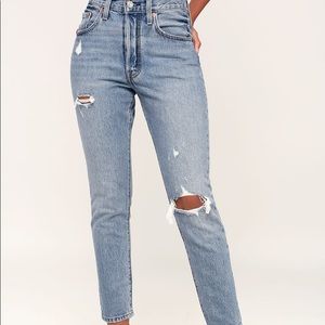 Levi’s 501 medium wash distressed high waisted jeans size 25 with petite inseam